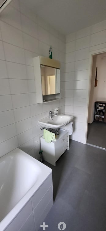 3-Zimmerwohnung mit Balkon, 1. OG rechts 7