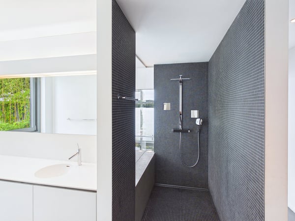 Exklusive Triplex-Wohnung mit direktem Seeanstoss und eigenem Bootsplatz 8