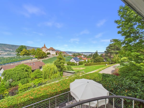 Einzigartige Villa mit Sicht auf See und Seeland