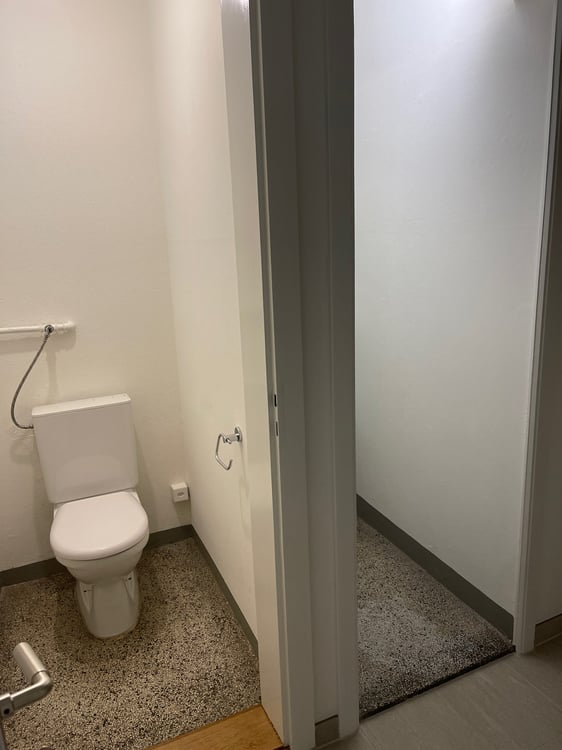 Tolle 4.5-Zimmer-Wohnung im Altbau an der General-Dufour-Strasse in Biel 10