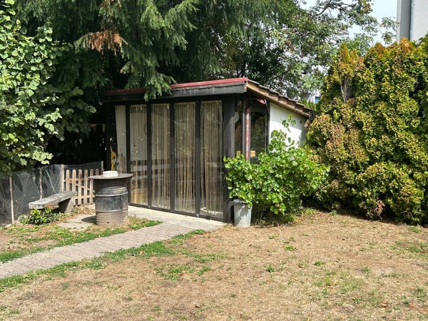 In 2-Familenhaus mit Garten- und Poolnutzung 16