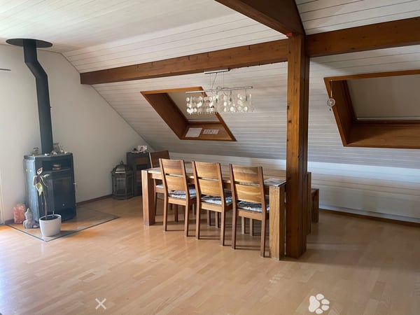 In 2-Familenhaus mit Garten- und Poolnutzung 6