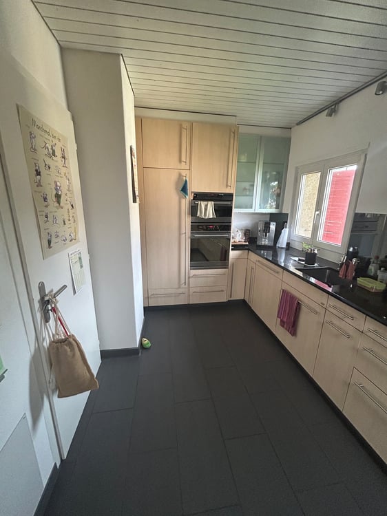 In 2-Familenhaus mit Garten- und Poolnutzung 11