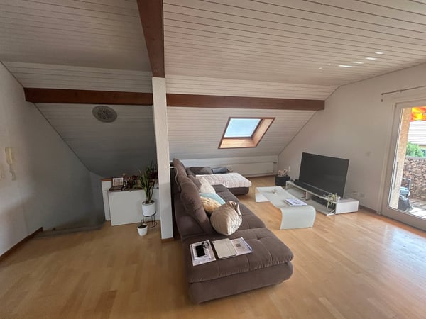 In 2-Familenhaus mit Garten- und Poolnutzung 14