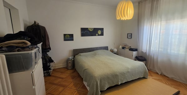 4-Zimmerwohnung mit 3 Balkonen und hohen Decken 10
