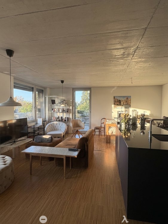 Moderne 2.5-Zimmer-Wohnung im Neubau in Biel 3