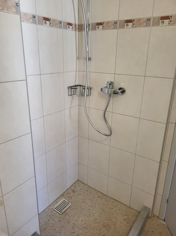 Außergewöhnliche 4.5-Zimmer-Wohnung mit diversen Balkone und Lift in Biel 11