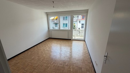 Außergewöhnliche 4.5-Zimmer-Wohnung mit diversen Balkone und Lift in Biel 17