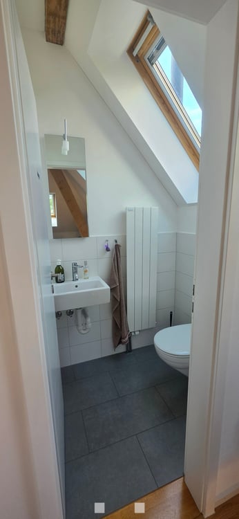 Moderne 3.5 Zimmer-Dachwohnung mit Galerie und Balkon 6