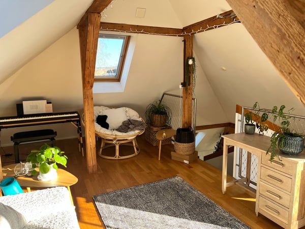 Moderne 3.5 Zimmer-Dachwohnung mit Galerie und Terrasse 28