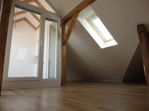 Moderne 3.5 Zimmer-Dachwohnung mit Galerie und Terrasse 25