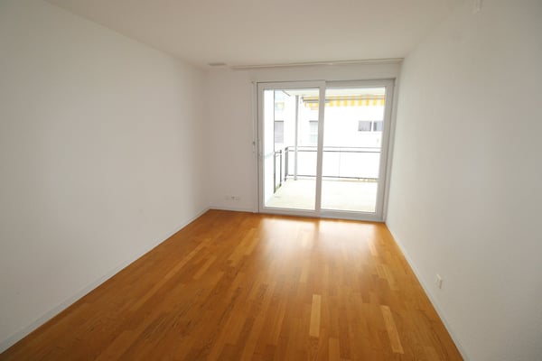 Moderne 3.5-Zimmerwohnung mit Balkon 11