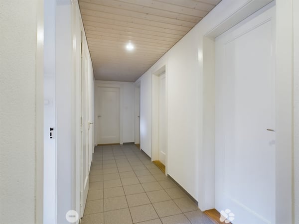 4.5-Zimmer-Duplex-Altbauwohnung mit Balkon und Garten 5