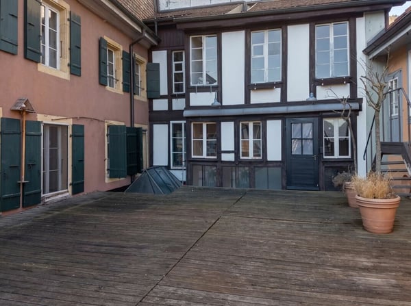 Historisches Mehrfamilienhaus mit Wohn- und Gewerbenutzung - Altstadt La Neuveville 8