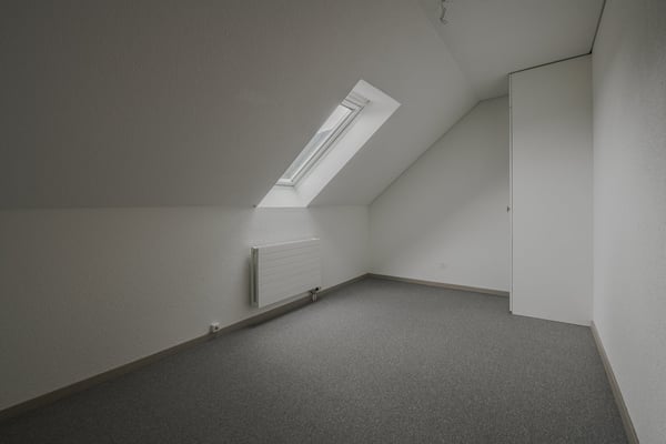 Schöne Dachwohnung mit Aussicht 7