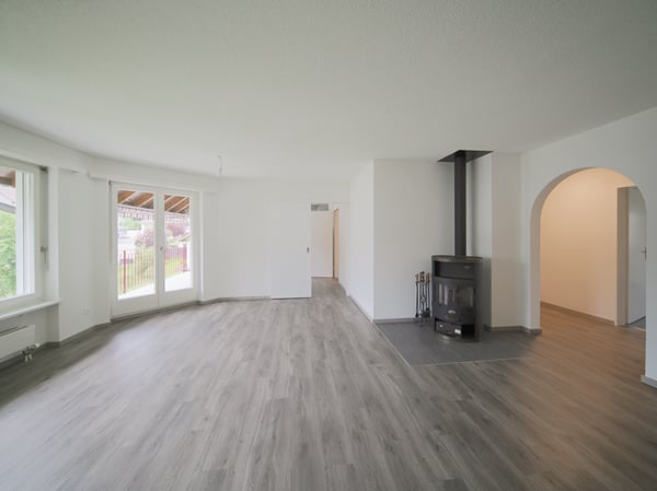 Attraktive 1.5-Zimmerwohnung mit Balkon & Cheminée in 6-Familienhaus in Ramiswil 9