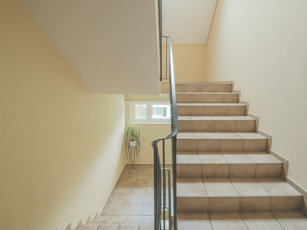 Attraktives 6-Familienhaus mit Einstellhalle – solide Anlageimmobilie in Ramiswil 4