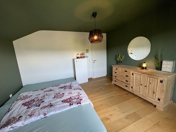 1 ZIMMER-HAUS IN SCHNEISINGEN (AG), MÖBLIERT, TEMPORÄR 5