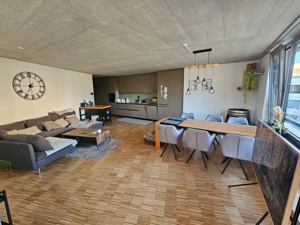 1½ ZI-WOHNUNG IN ZUCHWIL (SO), MÖBLIERT, TEMPORÄR 2