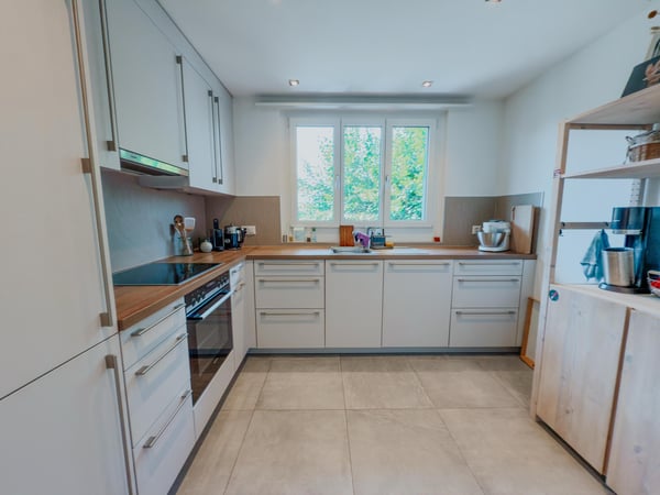 1 ZI-WOHNUNG IN THUN (BE), MÖBLIERT, TEMPORÄR 4