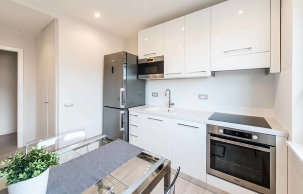 1½ ZI-WOHNUNG IN LUGANO (TI), MÖBLIERT, TEMPORÄR 4