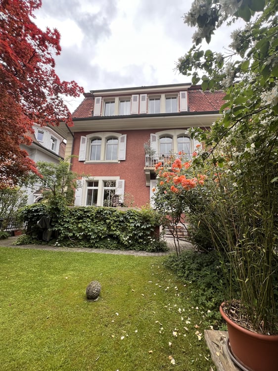 1½ ZI-WOHNUNG IN THUN (BE), MÖBLIERT, TEMPORÄR 8