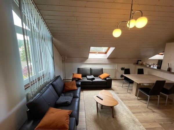 1½ ZI-WOHNUNG IN PORRENTRUY (JU), MÖBLIERT, TEMPORÄR 1