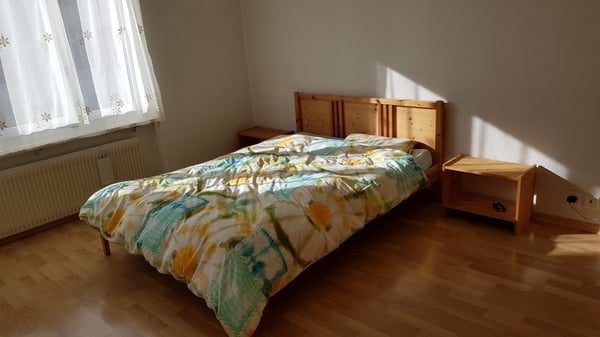 1½ ZI-WOHNUNG IN HILTERFINGEN (BE), MÖBLIERT, TEMPORÄR 5