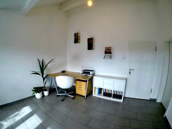 1½ ZI-WOHNUNG IN AARWANGEN (BE), MÖBLIERT, TEMPORÄR 3