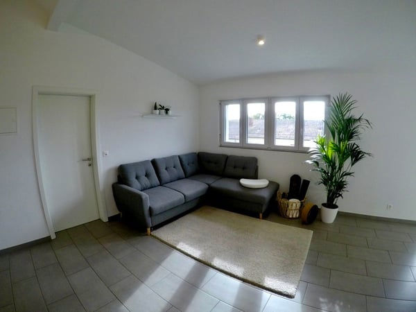 1½ ZI-WOHNUNG IN AARWANGEN (BE), MÖBLIERT, TEMPORÄR 2