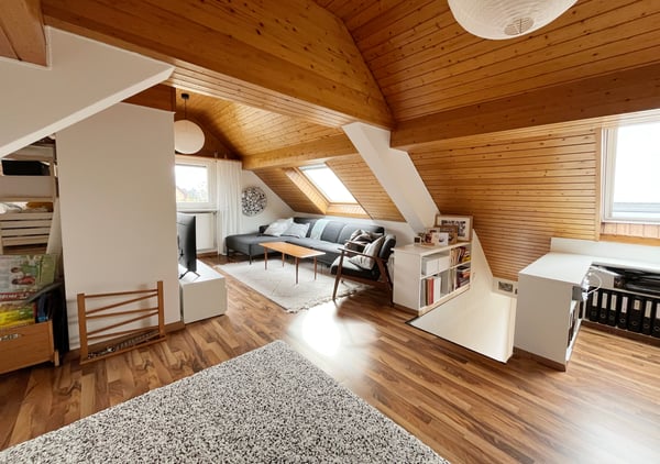 1 ZIMMER-MAISONETTEWOHNUNG IN ZÜRICH - KREIS 10 WIPKINGEN, MÖBLIERT, T 2