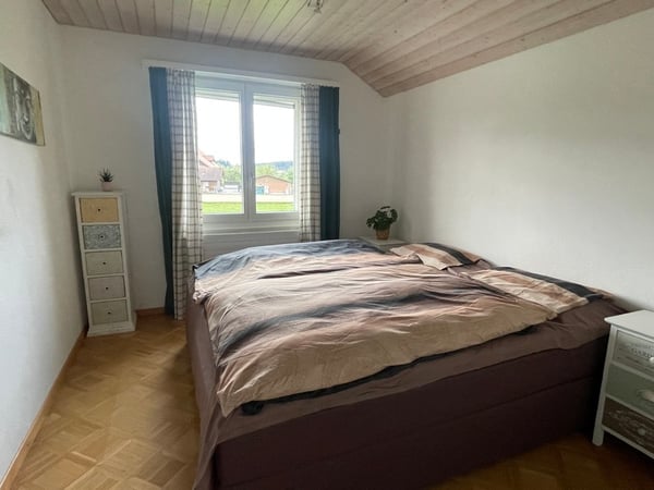 1½ ZI-WOHNUNG IN OPPLIGEN (BE), MÖBLIERT, TEMPORÄR 4