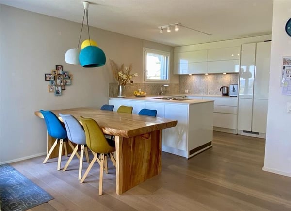 1½ ZIMMER-HAUS IN WIDEN (AG), MÖBLIERT, TEMPORÄR 3