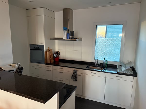 1½ ZI-WOHNUNG IN ZUG, MÖBLIERT, TEMPORÄR 4