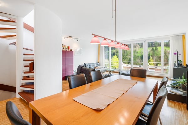 1½ ZI-WOHNUNG IN ADLIGENSWIL (LU), MÖBLIERT, TEMPORÄR 2