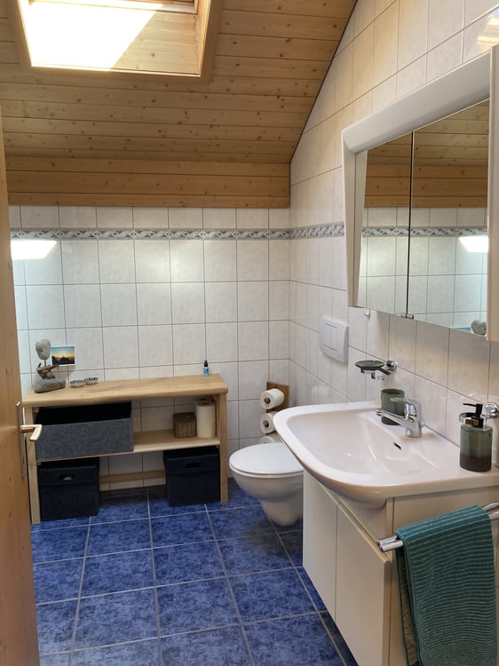 1 ZI-WOHNUNG IN FLÜELI-RANFT (OW), MÖBLIERT, TEMPORÄR 8