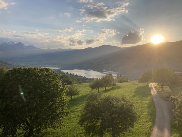 1 ZI-WOHNUNG IN FLÜELI-RANFT (OW), MÖBLIERT, TEMPORÄR 2