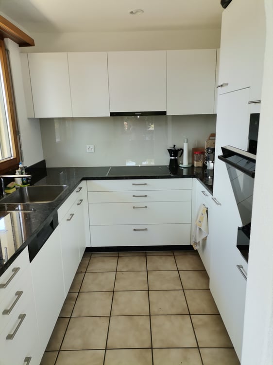 1½ ZI-WOHNUNG IN BÜLACH (ZH), MÖBLIERT, TEMPORÄR 3