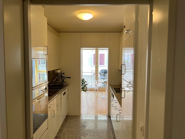 1½ ZI-WOHNUNG IN ZÜRICH - KREIS 8, MÖBLIERT, TEMPORÄR 4