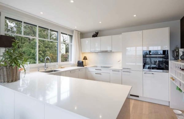 1½ ZIMMER-ATTIKAWOHNUNG IN LUZERN, MÖBLIERT, TEMPORÄR 4