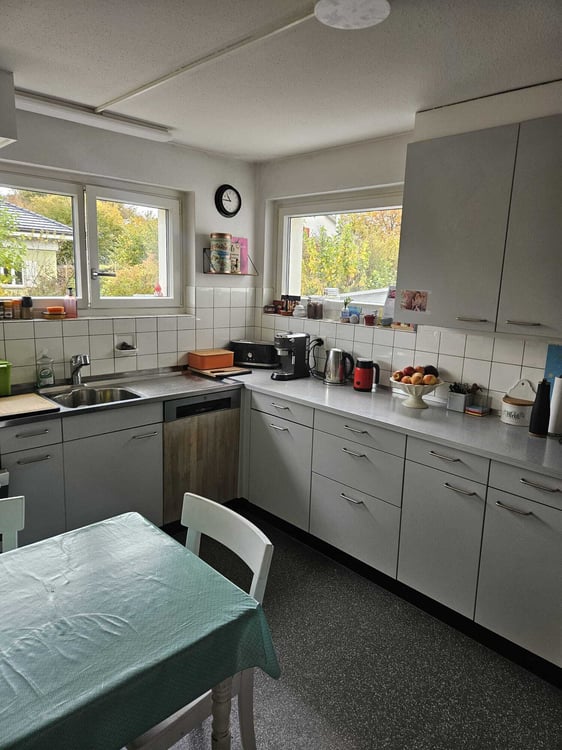 1 ZIMMER-HAUS IN WABERN (BE), MÖBLIERT, TEMPORÄR 3