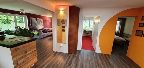 1½ ZI-WOHNUNG IN HINWIL (ZH), MÖBLIERT, TEMPORÄR 2