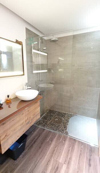 1½ ZI-WOHNUNG IN HINWIL (ZH), MÖBLIERT, TEMPORÄR 9