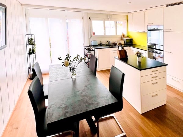 1½ ZIMMER-HAUS IN MENZINGEN (ZG), MÖBLIERT, TEMPORÄR 4