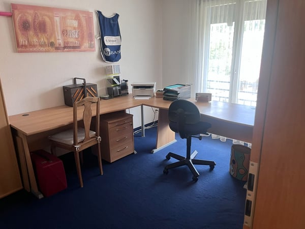 1½ ZIMMER-HAUS IN ZWILLIKON (ZH), MÖBLIERT, TEMPORÄR 6