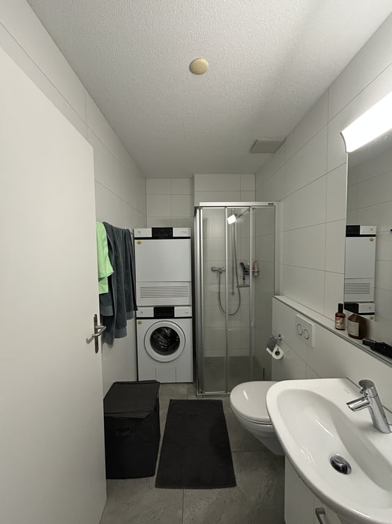 1½ ZI-WOHNUNG IN LANGNAU IM EMMENTAL (BE), MÖBLIERT, TEMPORÄR 4