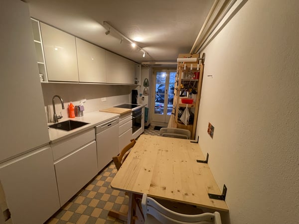 1 ZIMMER-HAUS IN BADEN (AG), MÖBLIERT, TEMPORÄR 9