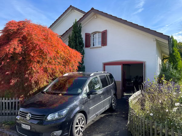 1 ZIMMER-HAUS IN SUHR (AG), MÖBLIERT, TEMPORÄR 1