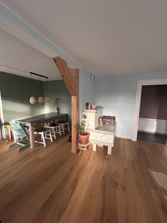 5 ZIMMER-HAUS IN UEBERSTORF (FR), MÖBLIERT, TEMPORÄR 2