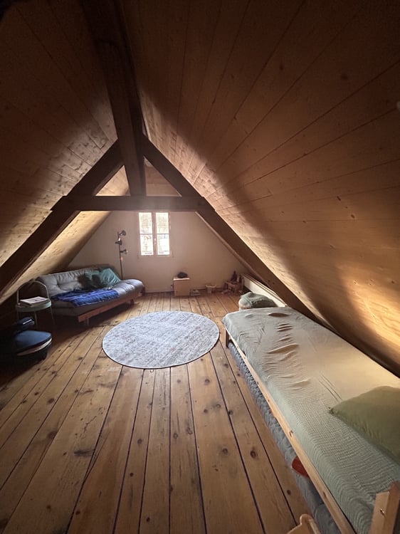 5 ZIMMER-HAUS IN UEBERSTORF (FR), MÖBLIERT, TEMPORÄR 8